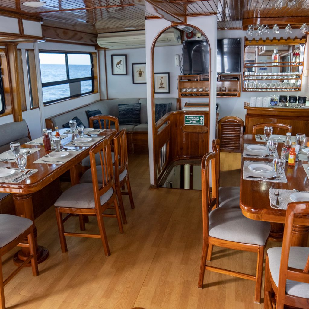 Lounge Aida Maria Galapagos Cruise