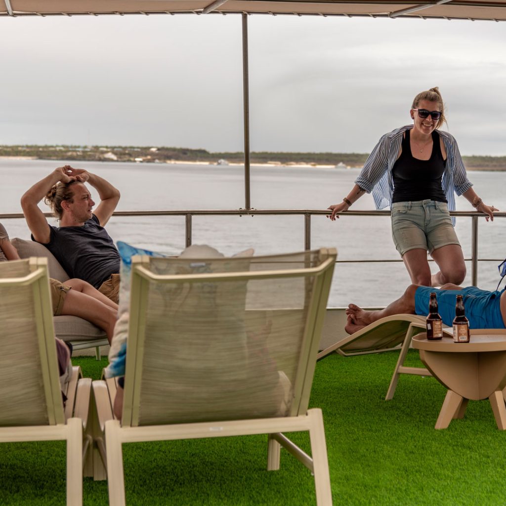 Lounge Bonita Galapagos Cruise