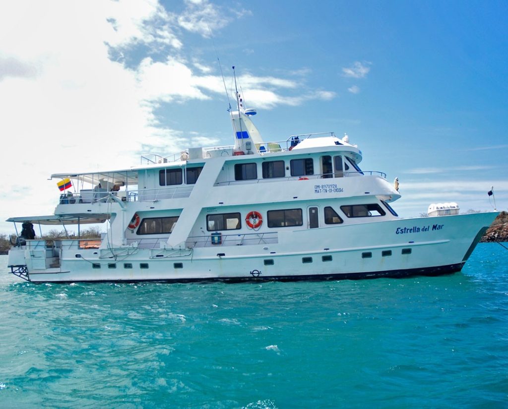 Estrella del Mar Galapagos Cruise