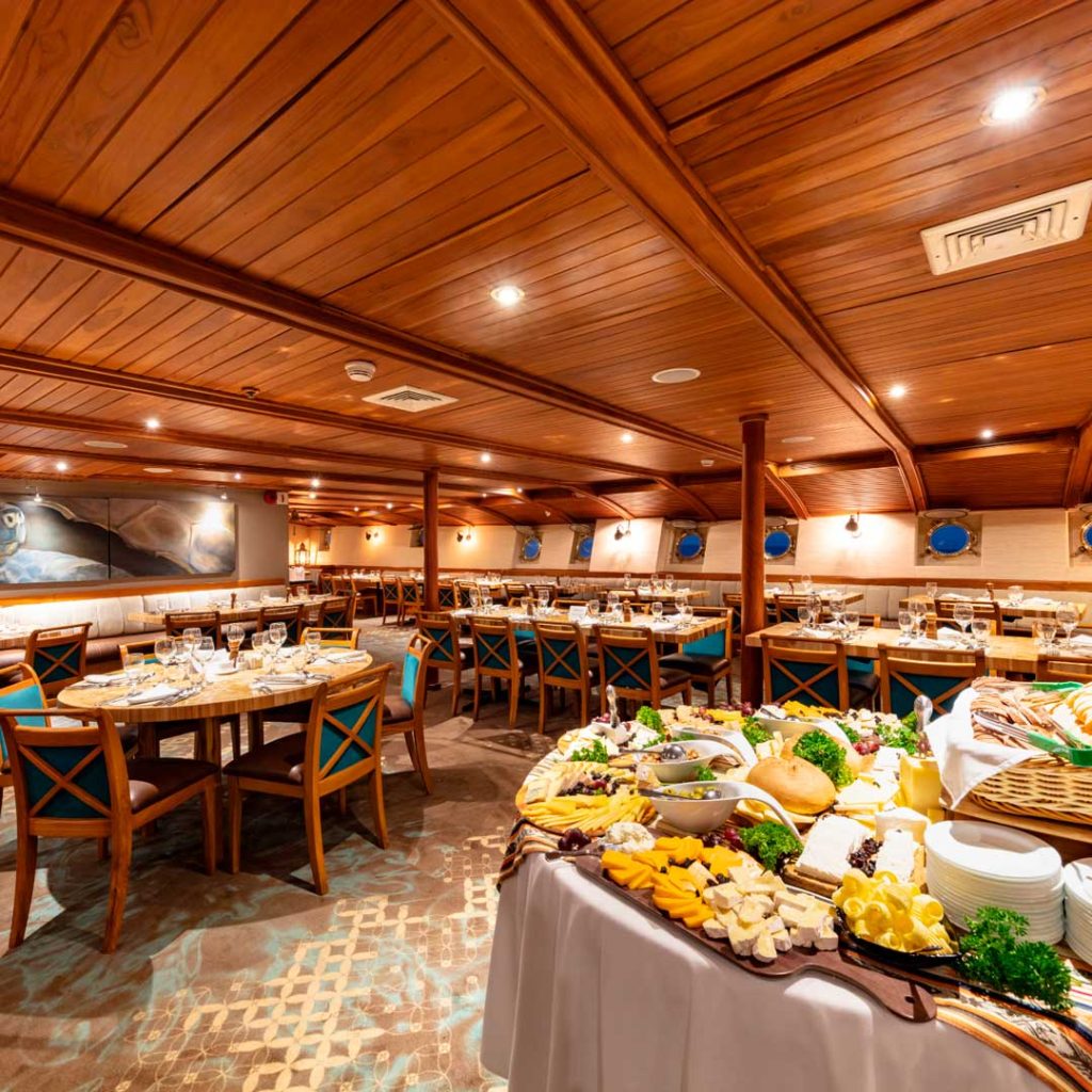 Restaurant Legend Galapagos Cruise