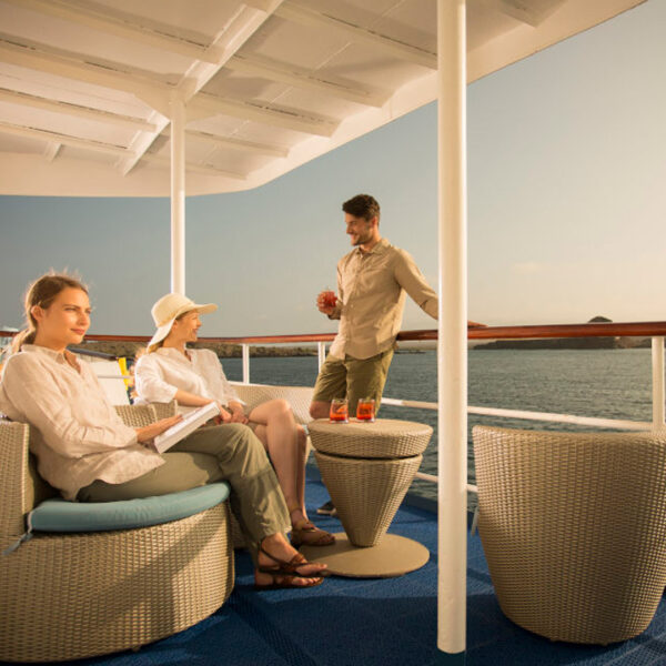 Lounge Isabela II Galapagos Cruise