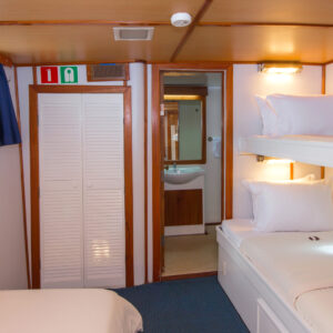 Triple Cabin Beluga Galapagos Cruise