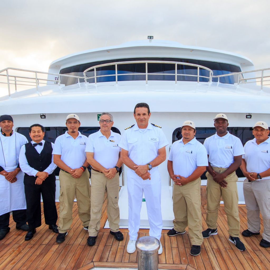 Crew Elite Galapagos Catamaran