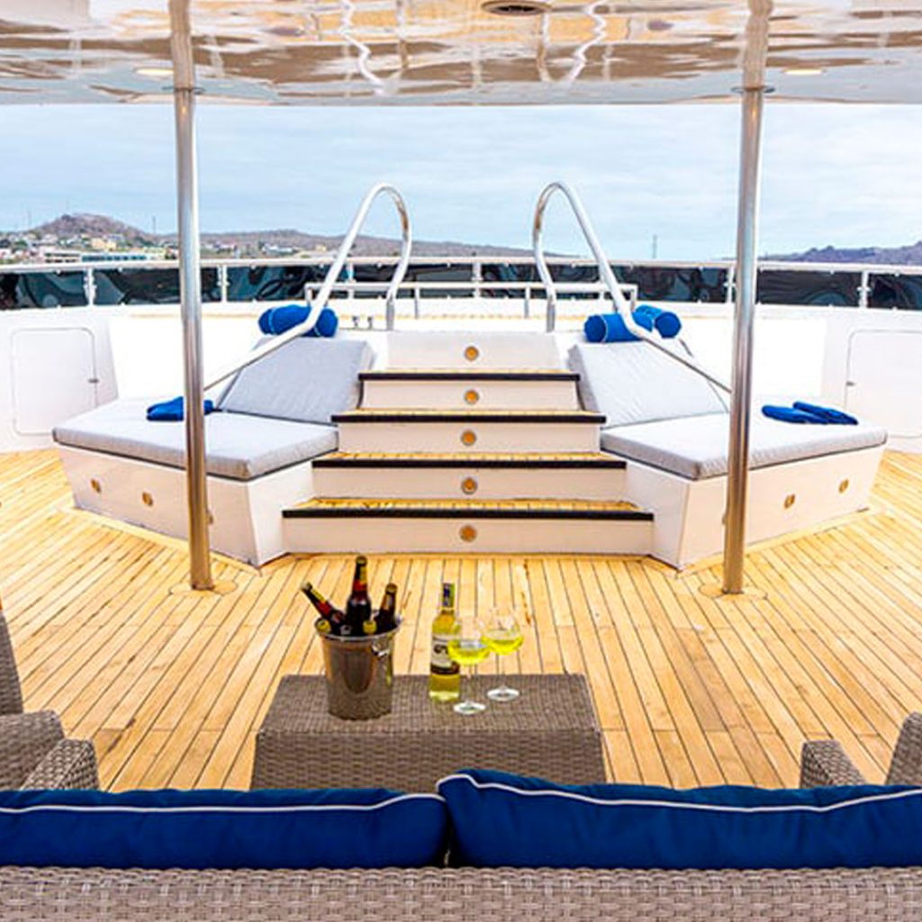 Sundeck Galapagos Horizon Cruise
