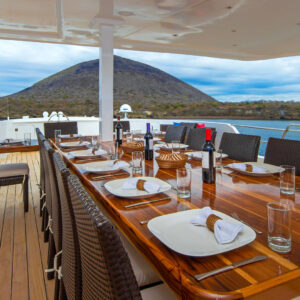 Dining Natural Paradise Galapagos Cruise