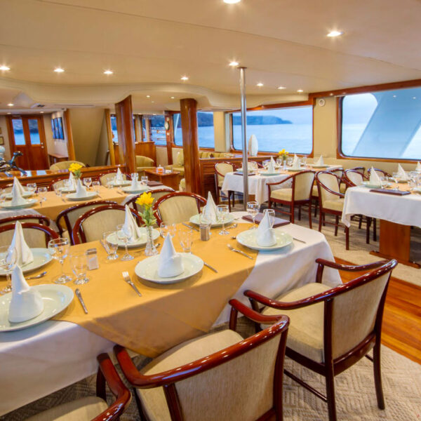 Dining Integrity Galapagos Cruise