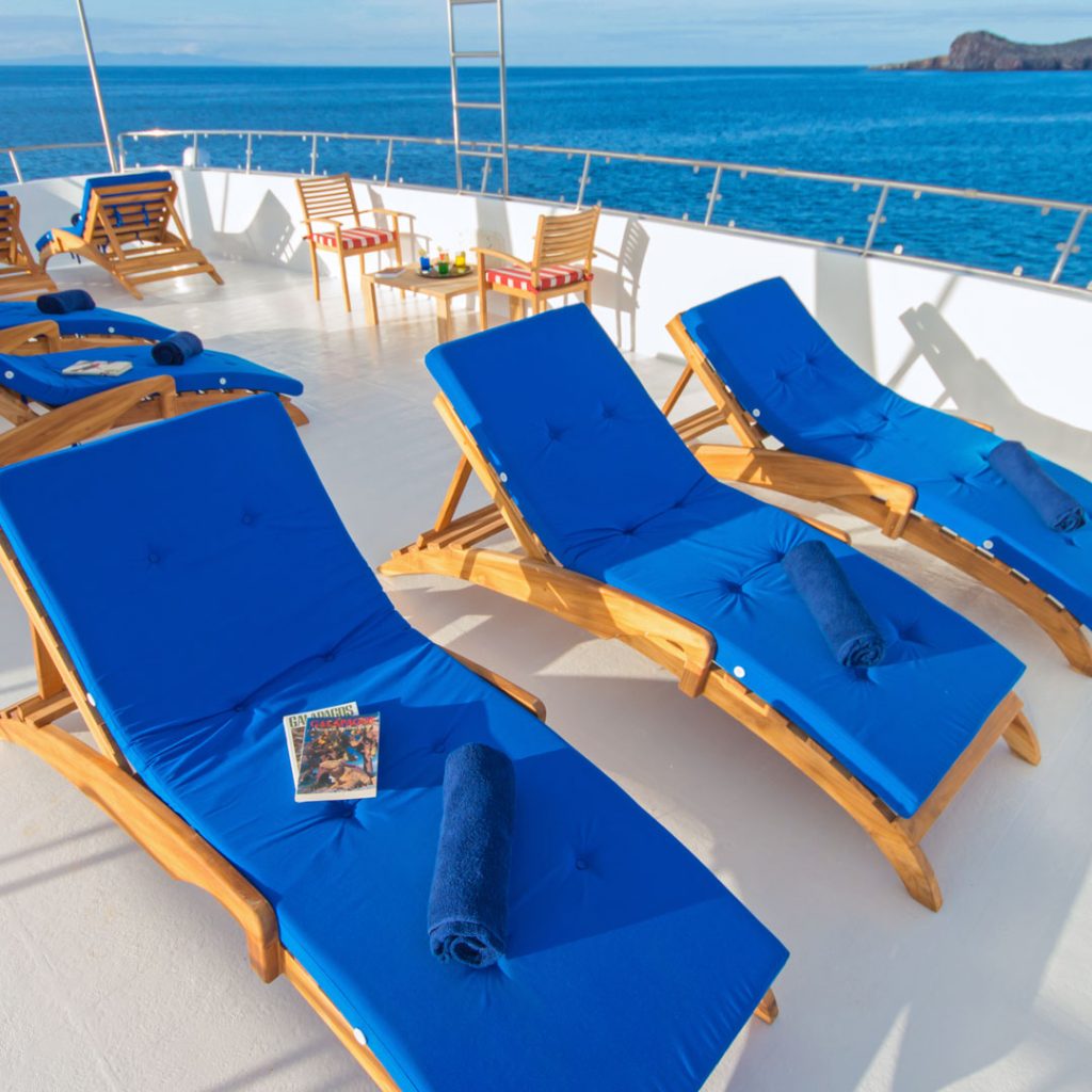 Sundeck Tip Top II Galapagos Cruise