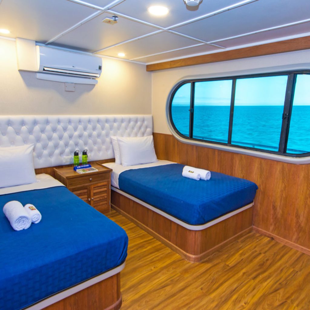 Twin Cabin Tip Top II Galapagos Cruise