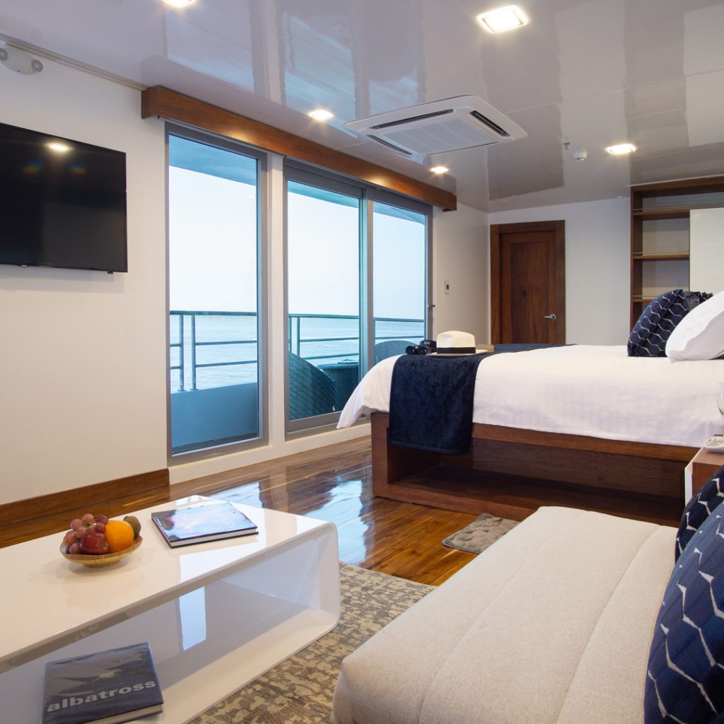 Suite Infinity Galapagos Cruise